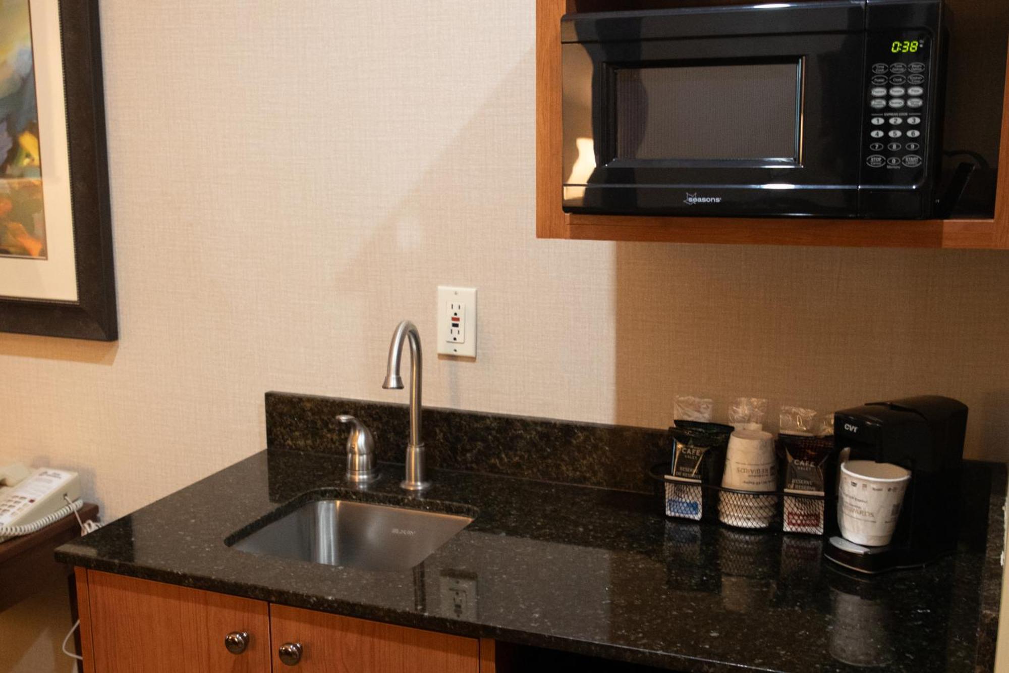 Best Western University Inn And Suites Forest Grove Exteriör bild